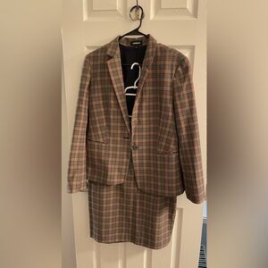 Express Suit (Pencil Skirt & Blazer)
